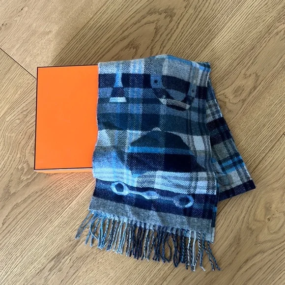 HERMES CASHMERE100% MUFFLER MADE IN ITALY/エルメスカシミヤ
